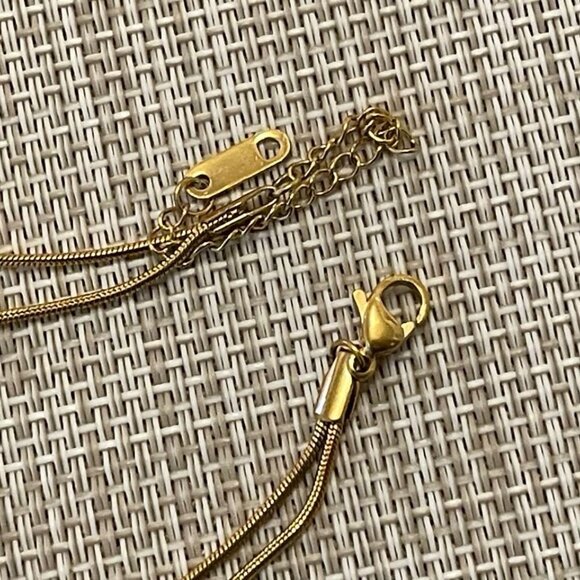 Neiman Marcus 14K Gold Plated Love Knot Dainty Snake Chain Infinity Bracelet - Picture 6 of 6